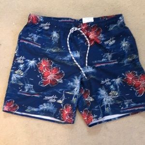 Men’s swim trunks